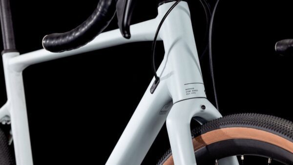Gravel cube nuroad race