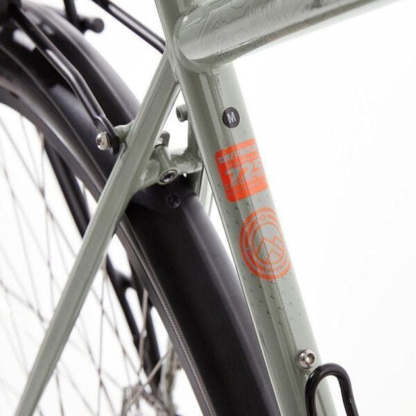 Vélo de randonnée Genesis Tour de Fer 20