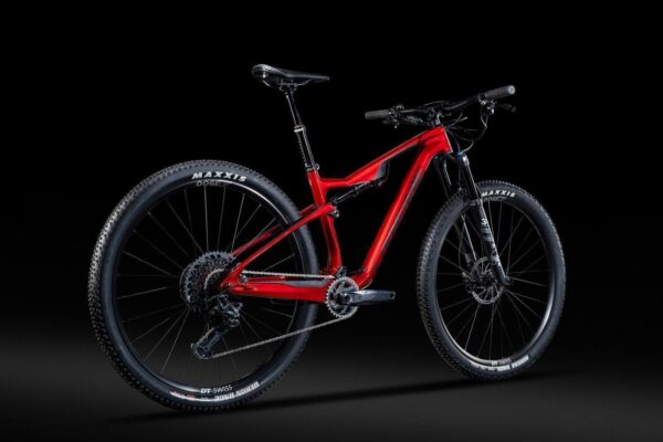 VTT Lapierre XRM 7.9 rouge 2025