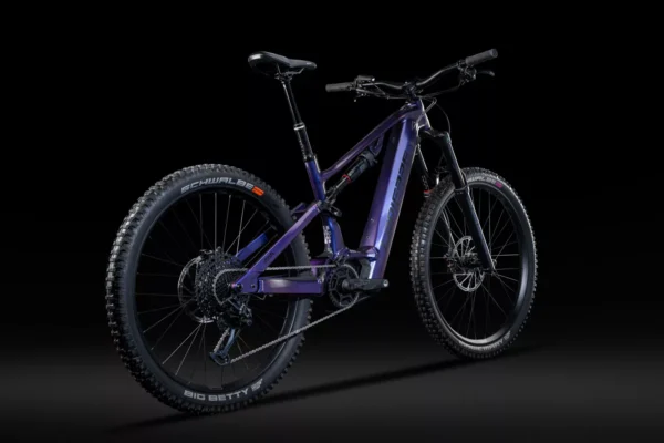 Overvolt AM 7.7 2024