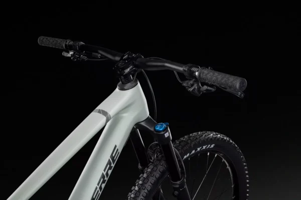 VTT LAPIERRE ZESTY CF 6.9 2025