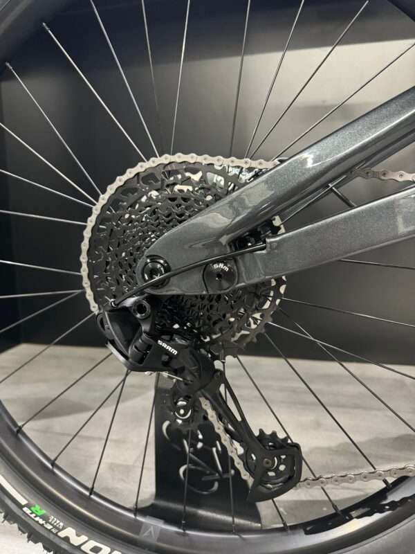VTT Électrique BIANCHI E-Vertic FX PRO