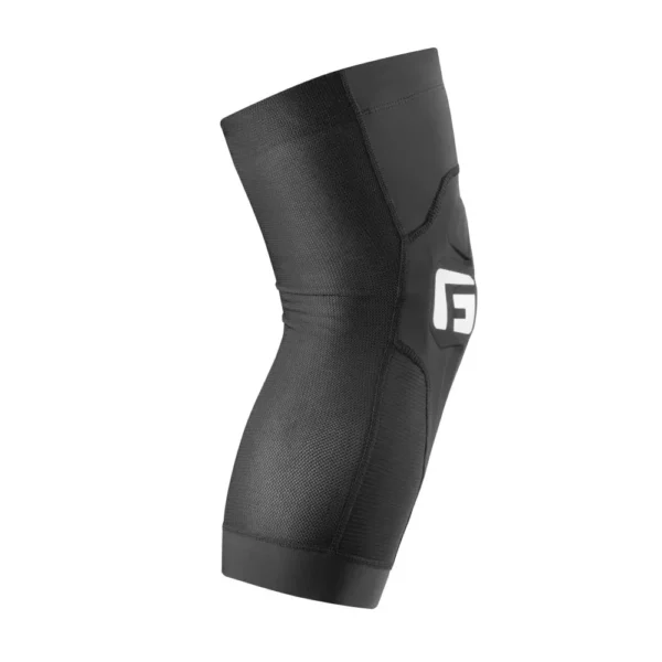 186676-38894-1000-genouilleres-g-form-pro-x4-noir.jpeg