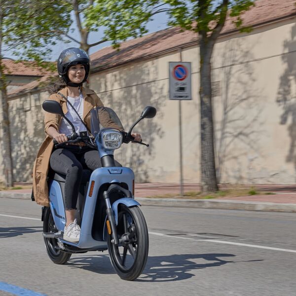 Scooter électrique Askoll eS3 Evolution