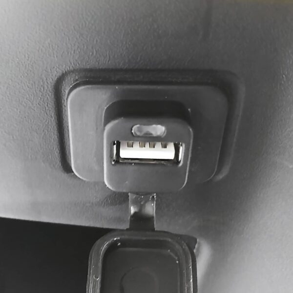 super-soco-cpx-police-usb
