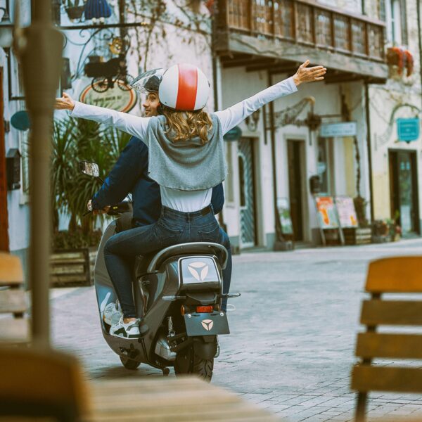 Scooter électrique Yadea C1S Pro